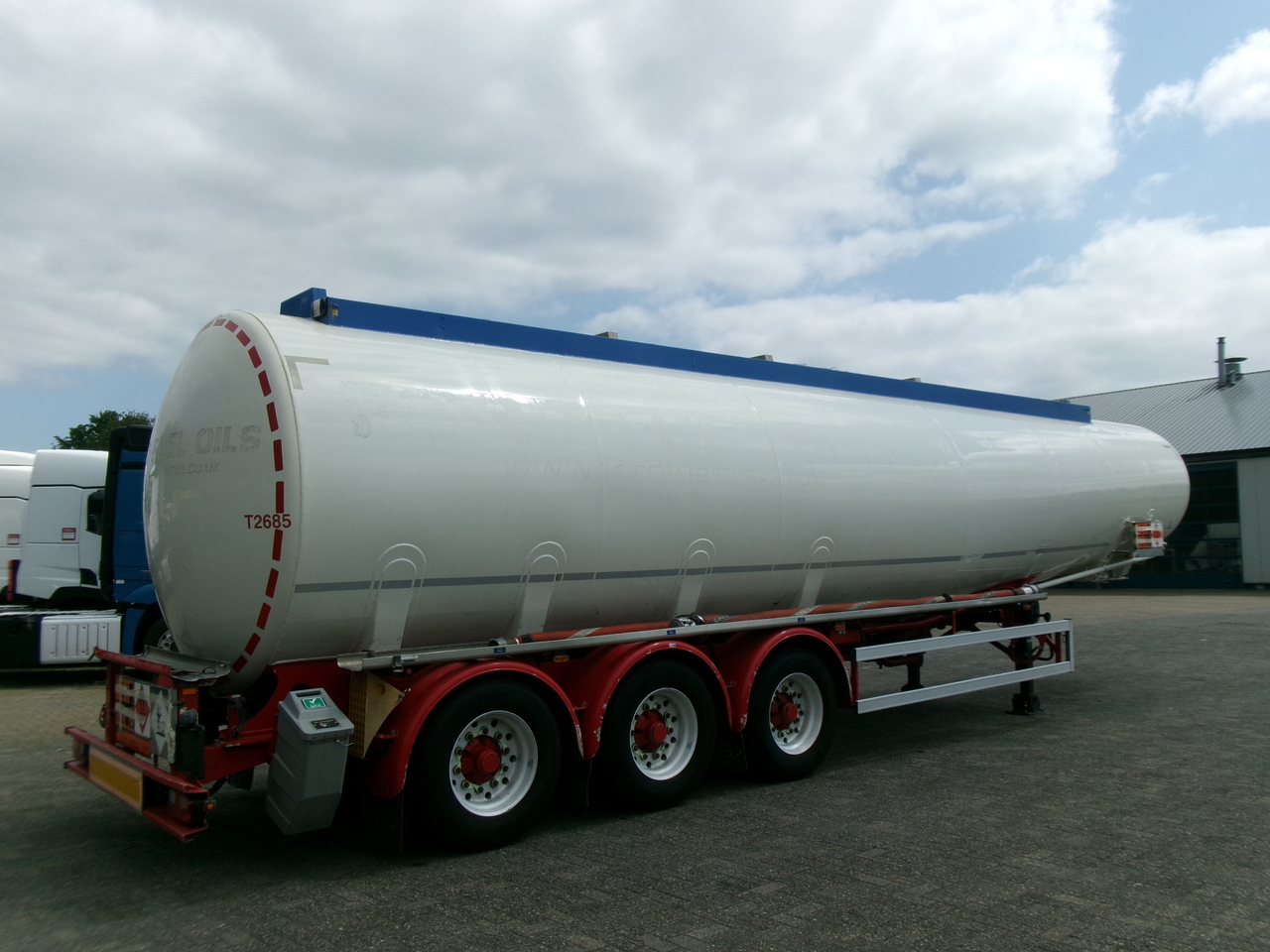 Полуприколка цистерна за транспорт на гориво Feldbinder Fuel tank alu 44.6 m3 + pump: слика 4