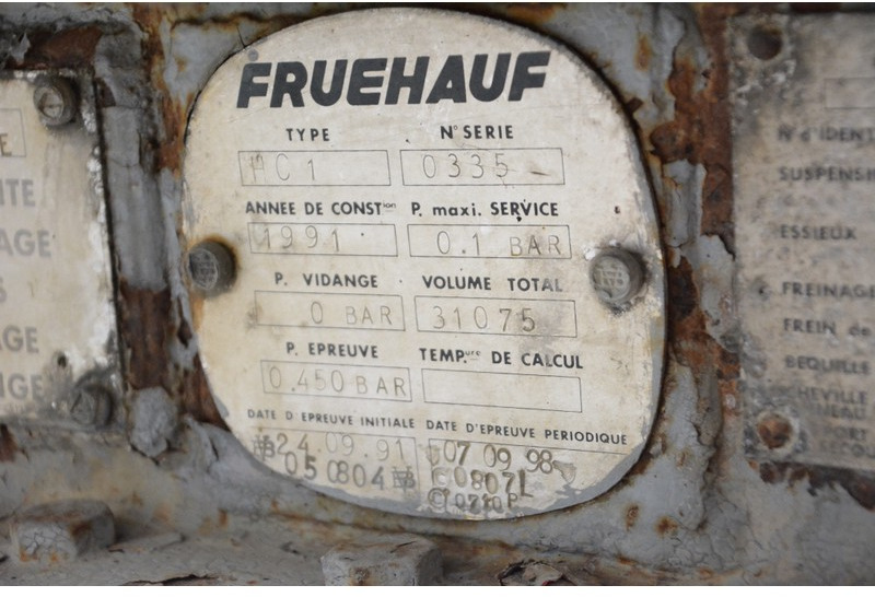 Полуприколка цистерна Fruehauf Bitumen tank trailer: слика 7