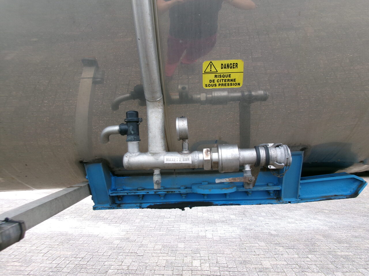 Полуприколка цистерна за транспорт на хемикалии Magyar Chemical tank inox 32.5 m3 / 1 comp: слика 9