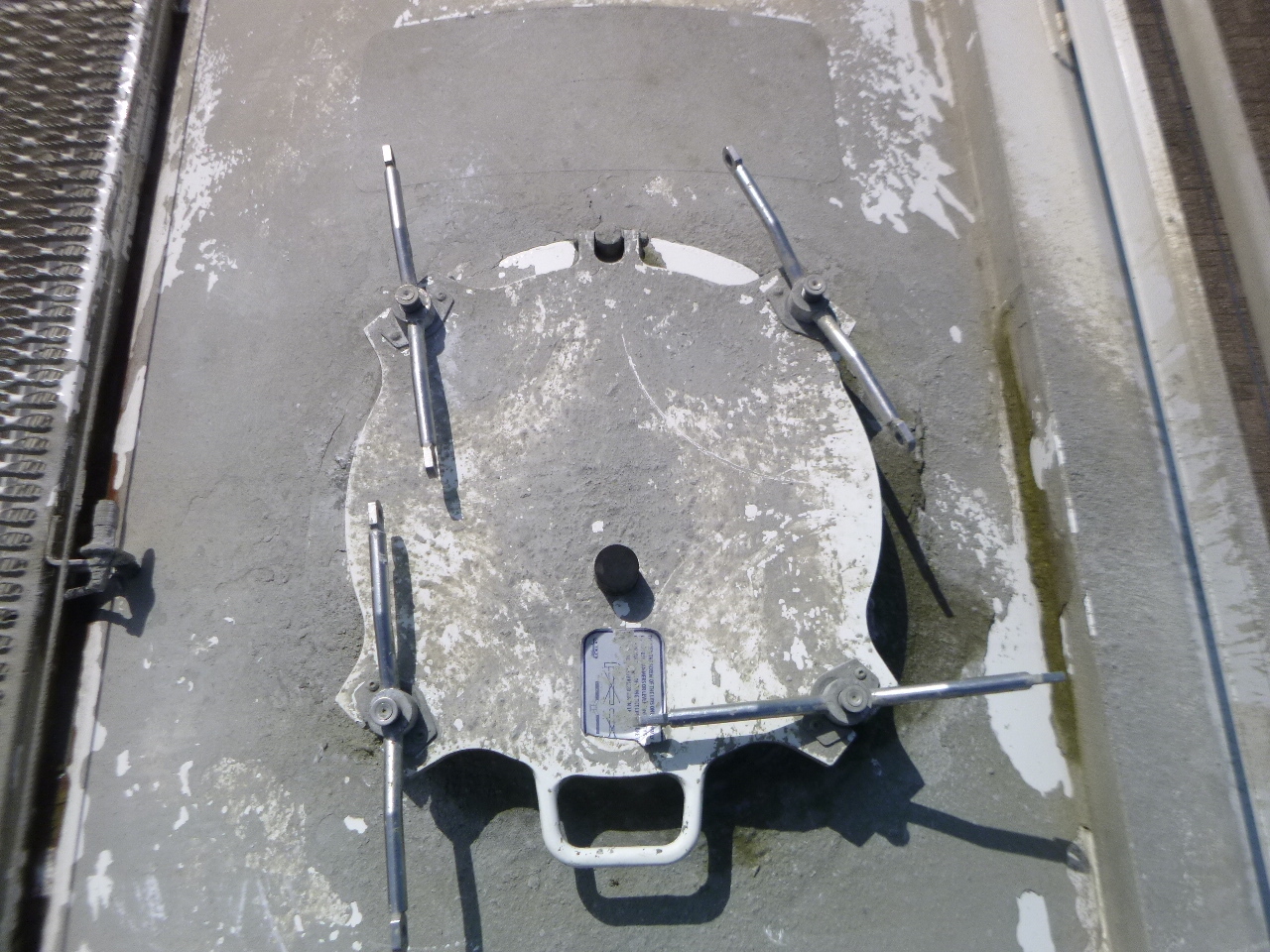 Полуприколка силос за транспорт на брашно Omeps Powder tank alu 40 m3 + engine/compressor: слика 14