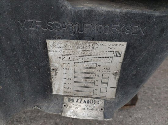 Полуприколка за добиток Pezzaioli SBA32/G , 5 Stock , Viehtransporter  , Tränkeranlage,: слика 10