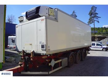  Istrail 3 axle Container trailer with refrigerated container - Приколка