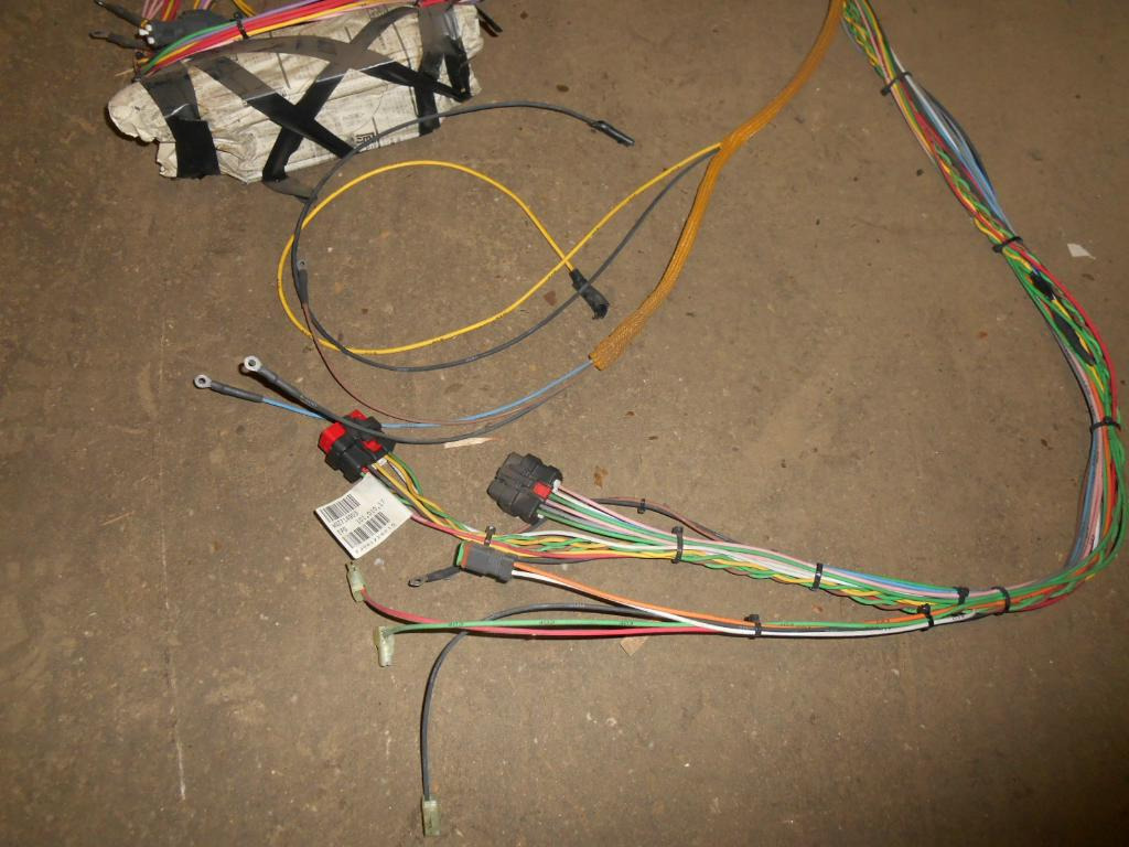 Нов Појас за кабел/ Жица за Градежна машина Caterpillar 2704172 -: слика 2