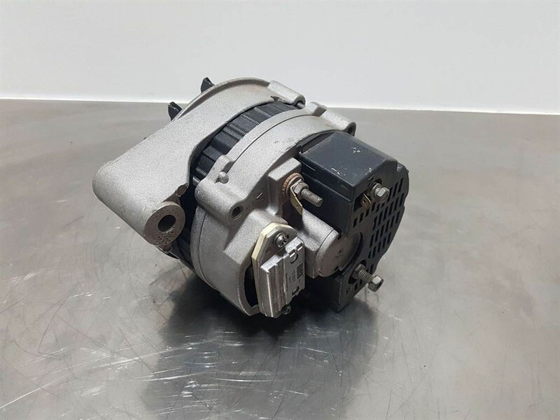 Нов Мотор за Градежна машина Clark 12V 55A-Alternator/Lichtmaschine/Dynamo: слика 4