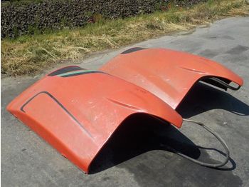  Engine Bonnets to suit Manitou Telehandler (2 of) - Хауба