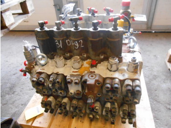 Shibaura UHX36-51 - Хидрауличен вентил