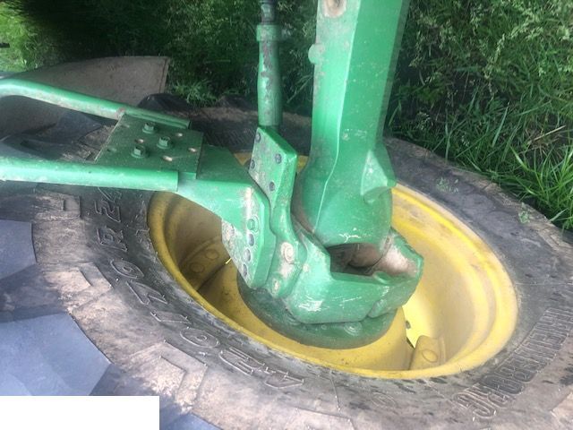 Глава на тркало за Земјоделска машина John Deere 6400 - Piasta: слика 3