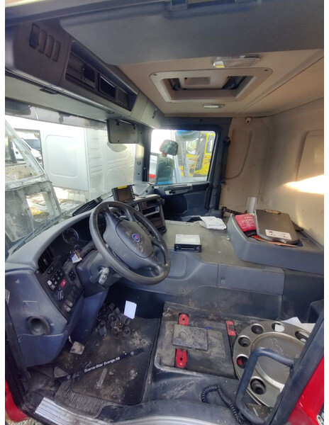 Кабина и ентериер за Камион Scania P 400 DB6x2*4MNB CP16 Cab: слика 6