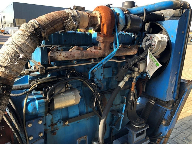 Мотор Sisu Valmet Diesel 74.234 ETA 181 HP diesel enine with ZF gearbox: слика 15
