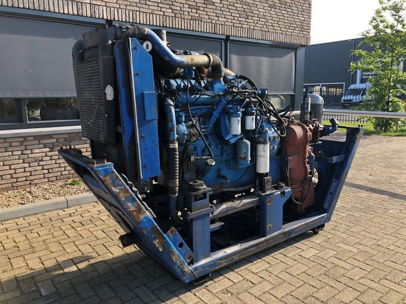 Мотор Sisu Valmet Diesel 74.234 ETA 181 HP diesel enine with ZF gearbox: слика 6