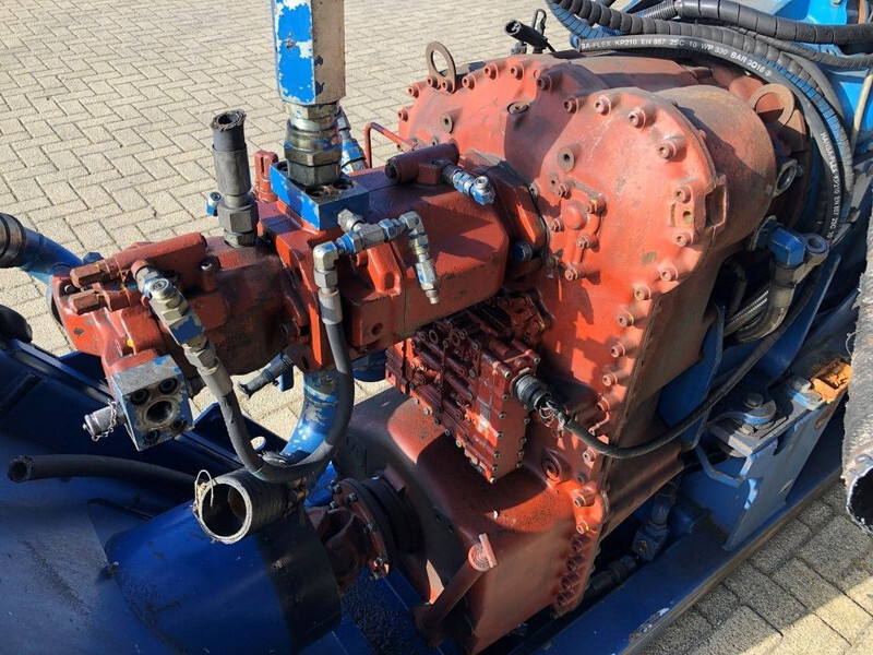 Мотор Sisu Valmet Diesel 74.234 ETA 181 HP diesel enine with ZF gearbox: слика 14