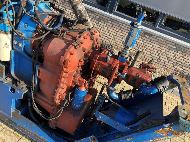 Мотор Sisu Valmet Diesel 74.234 ETA 181 HP diesel enine with ZF gearbox: слика 7