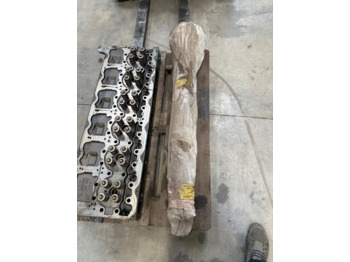 Мотор и делови за Камион VOLVO CAMSHAFT D16G 20950804: слика 2