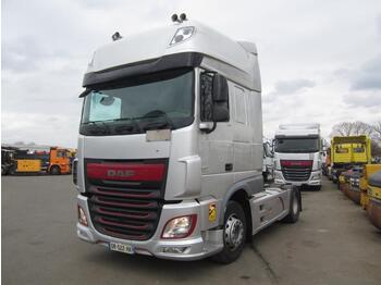 Камион влекач DAF XF 105 510