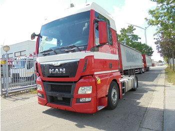 Камион влекач MAN TGX 18.480