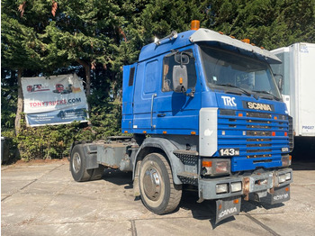 Камион влекач SCANIA 143