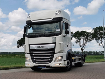 Транспортер на контејнер/ Камион со променливо тело DAF XF 480
