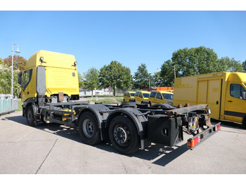 Транспортер на контејнер/ Камион со променливо тело IVECO Stralis