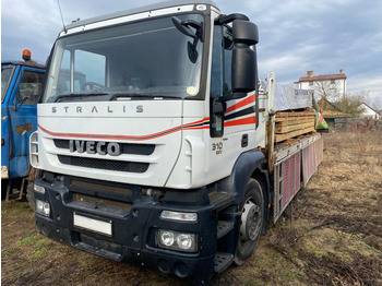 Камион со платформа IVECO Stralis