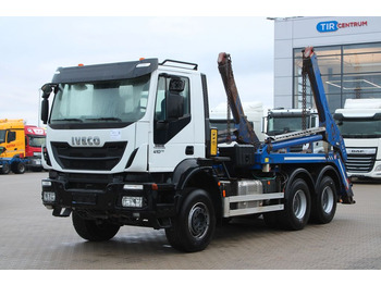 Камион за подигање контејнери IVECO Trakker