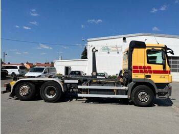 Камион со кука за подигање MERCEDES-BENZ Actros 2546