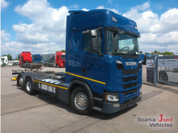 Транспортер на контејнер/ Камион со променливо тело SCANIA S 450
