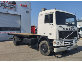 Камион со платформа VOLVO F10