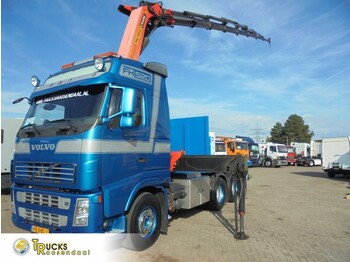 Камион со кран VOLVO FH16 520
