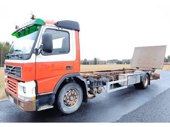 Транспортер на контејнер/ Камион со променливо тело VOLVO FM12