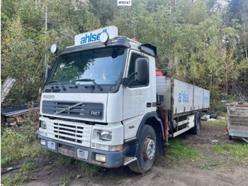 Камион со платформа VOLVO FM7