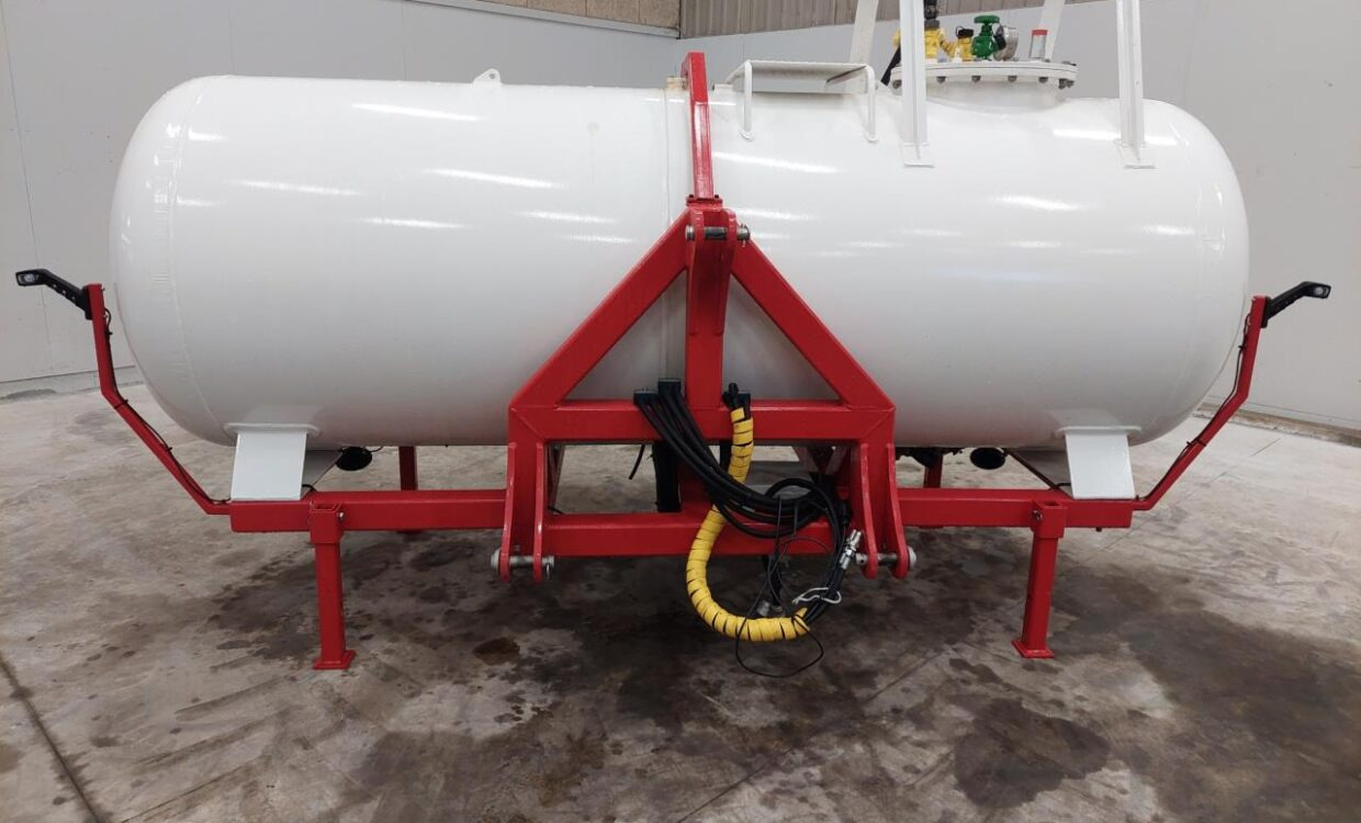 Опрема за наѓубрување, Резервоар за складирање Agrodan Ammoniak-tank med ISO-BUS styr: слика 2
