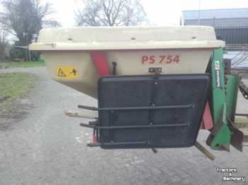 Vicon PS 754 - Распрскувач на вештачко ѓубриво