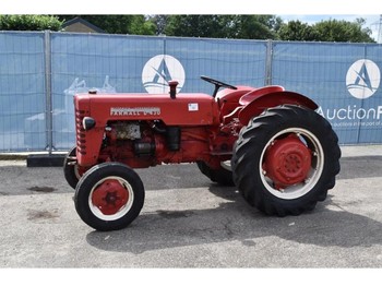International Farmall D-430 - Трактор