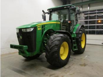 Трактор со тркала John Deere 8310R