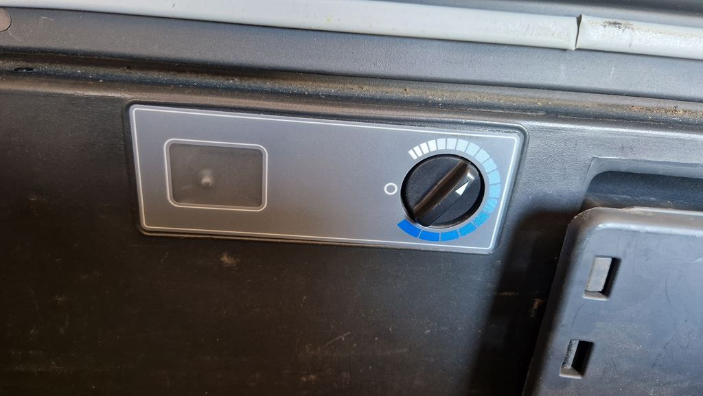 ΨΥΓΕΙΟ ΤΡΟΦΙΜΩΝ MERCEDES ACTROS MP3 A943 830 0860 - Кабина и ентериер: слика 5