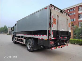 VOLVO FM300 armored truck - Колекторско возило: слика 4