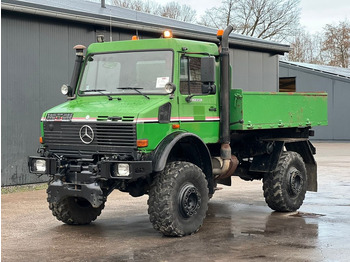 Unimog U 2450L EU1 BDF  Zugmaschine AHK Hydraulik  - Транспортер на контејнер/ Камион со променливо тело: слика 1
