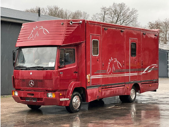 Mercedes-Benz 814 Pferdetr. 4 Boxen Sattelkammer Umkleide  - Камион за коњи: слика 1