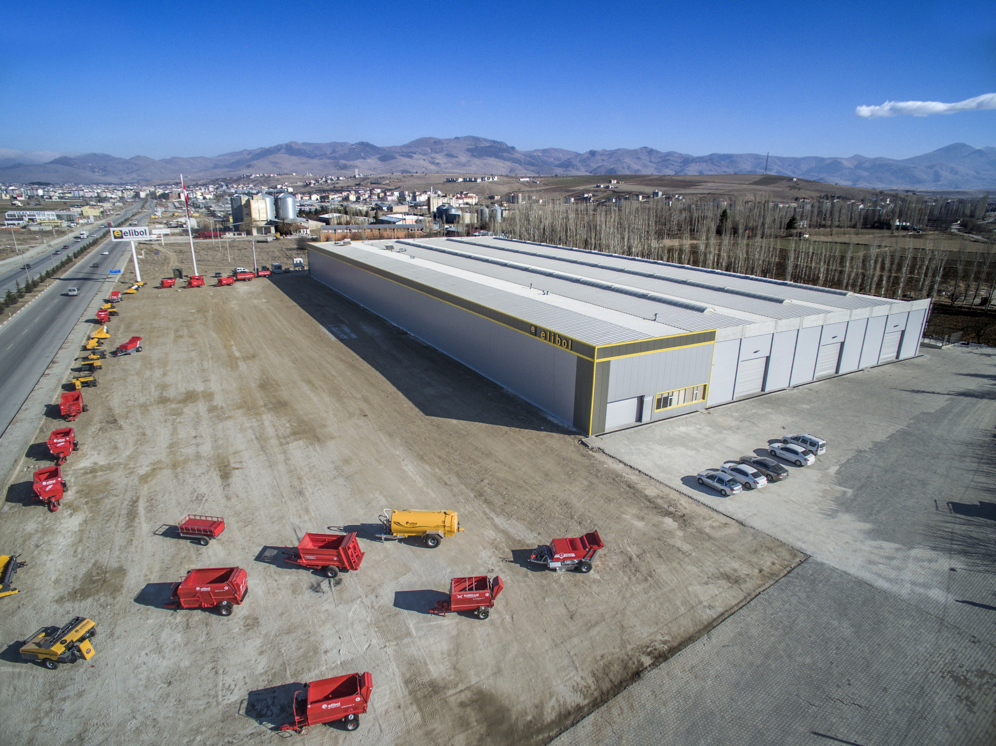 ELİBOL / Agro Tiger Agricultural Machinery - Возила за продажба undefined: слика 1