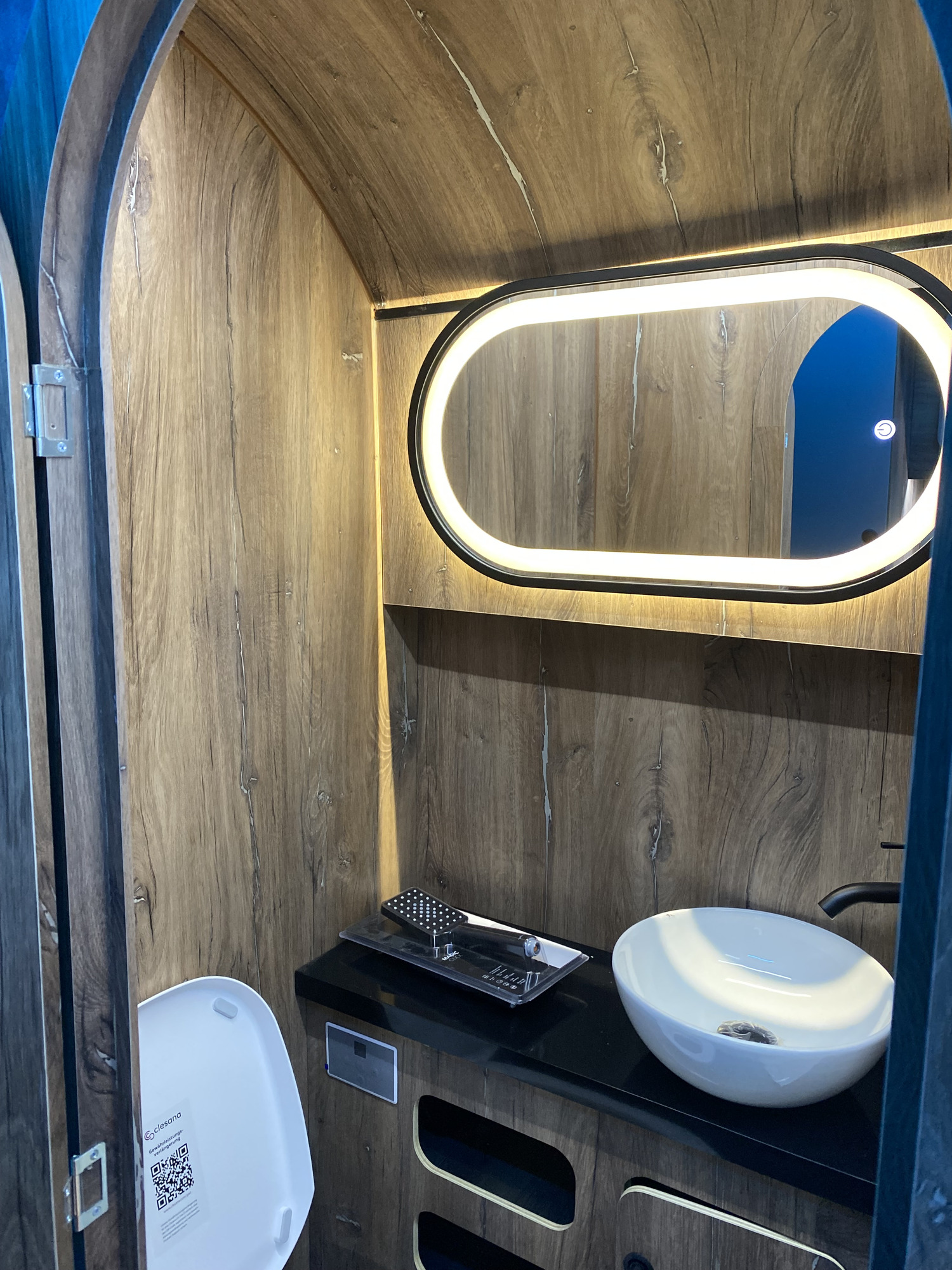 SHINE - American Food Truck - Возила за продажба undefined: слика 51