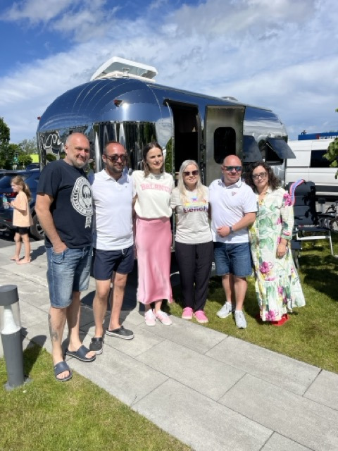 SHINE - American Food Truck - Возила за продажба undefined: слика 17