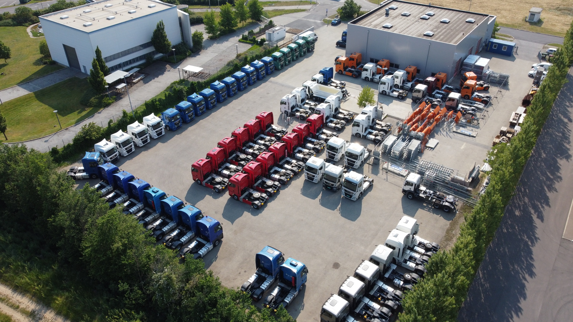 MHS Truck Center GmbH undefined: слика 1