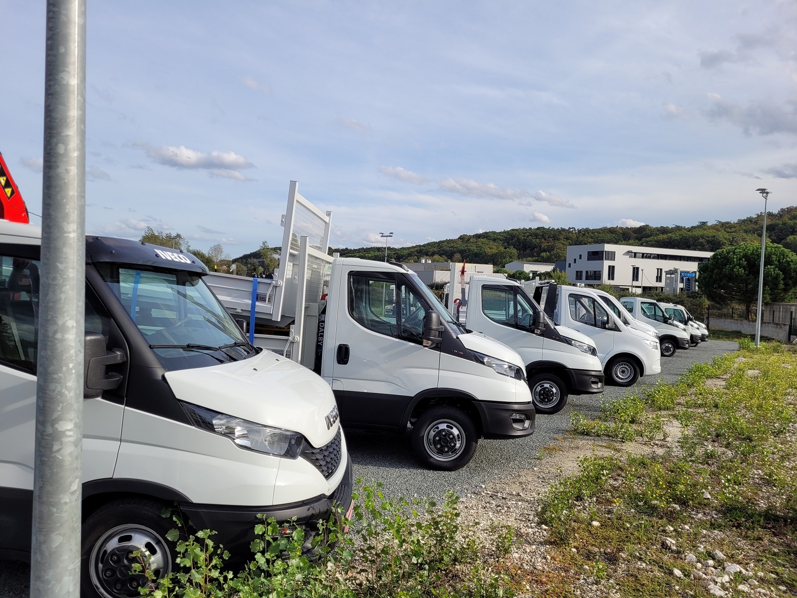 SARL AGVEHICULES undefined: слика 5