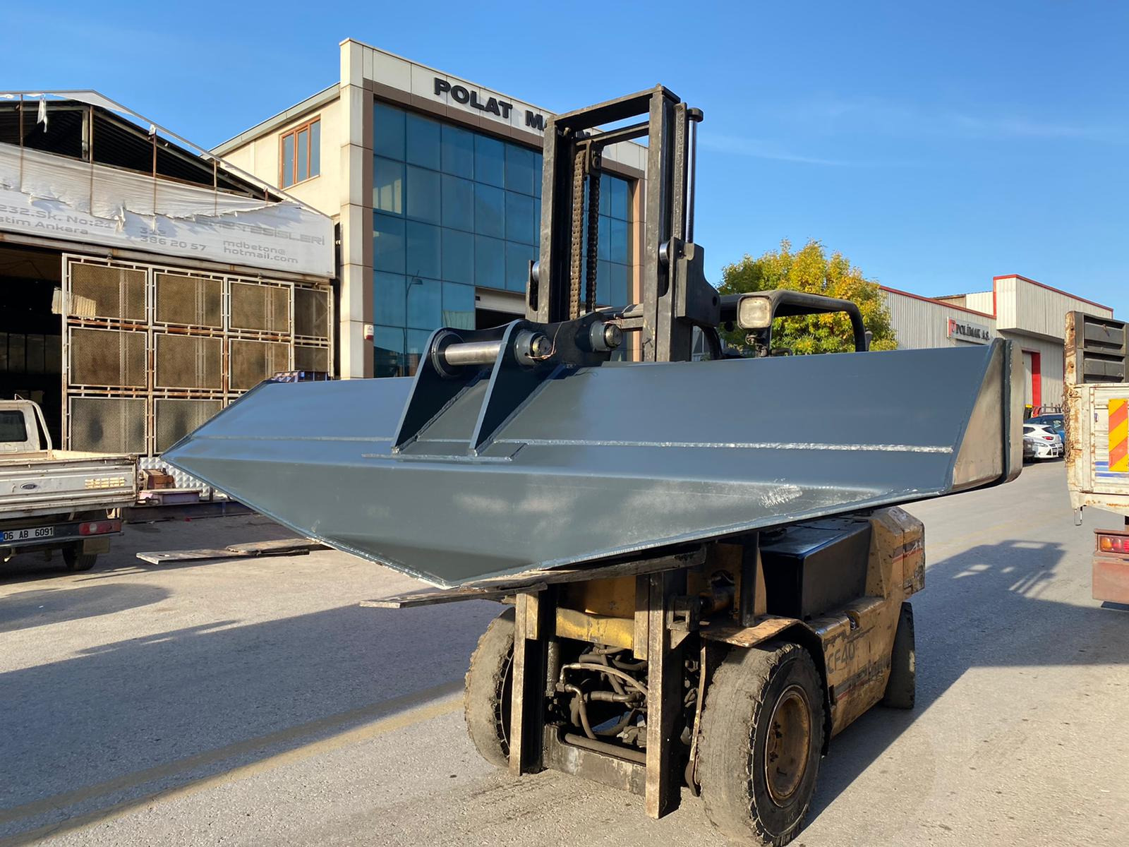 ANDOKS - Возила за продажба undefined: слика 60