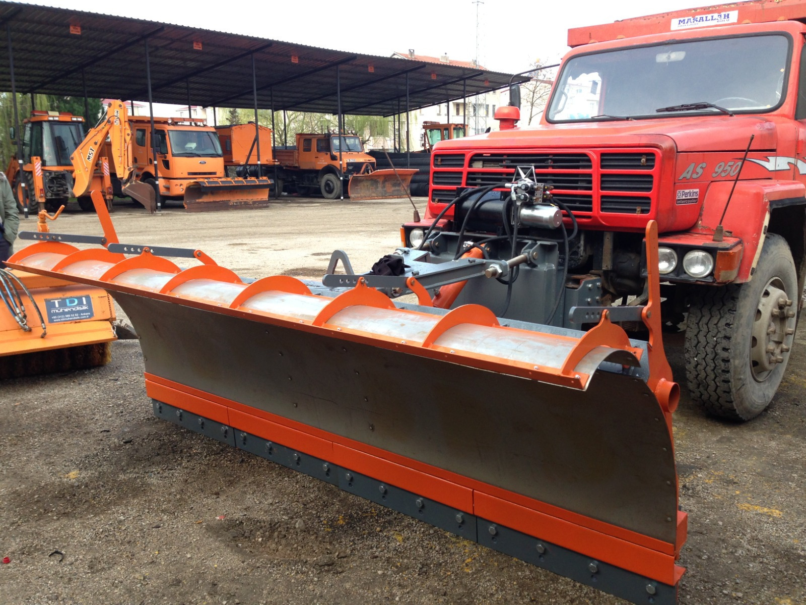 ANDOKS - Возила за продажба undefined: слика 29