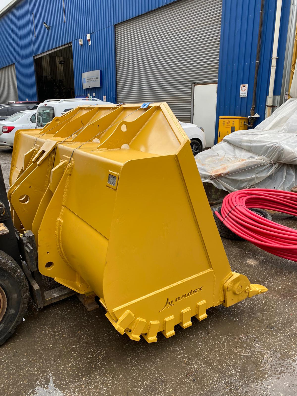 ANDOKS - Возила за продажба undefined: слика 52