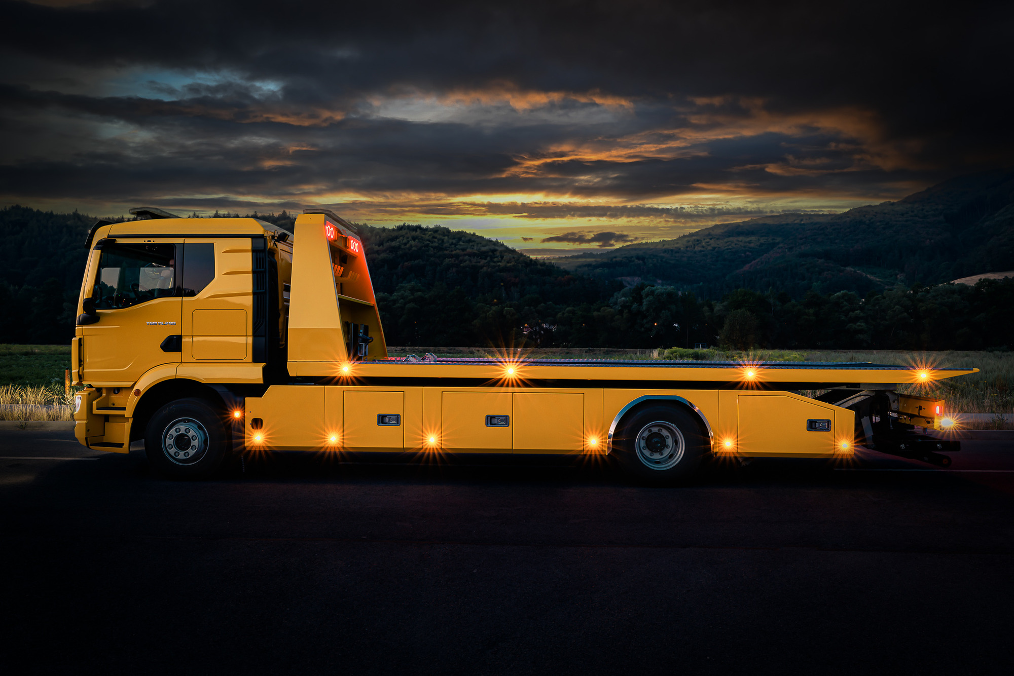 ESSEL – SL SLOVAKIA, a.s. - Возила за продажба undefined: слика 16