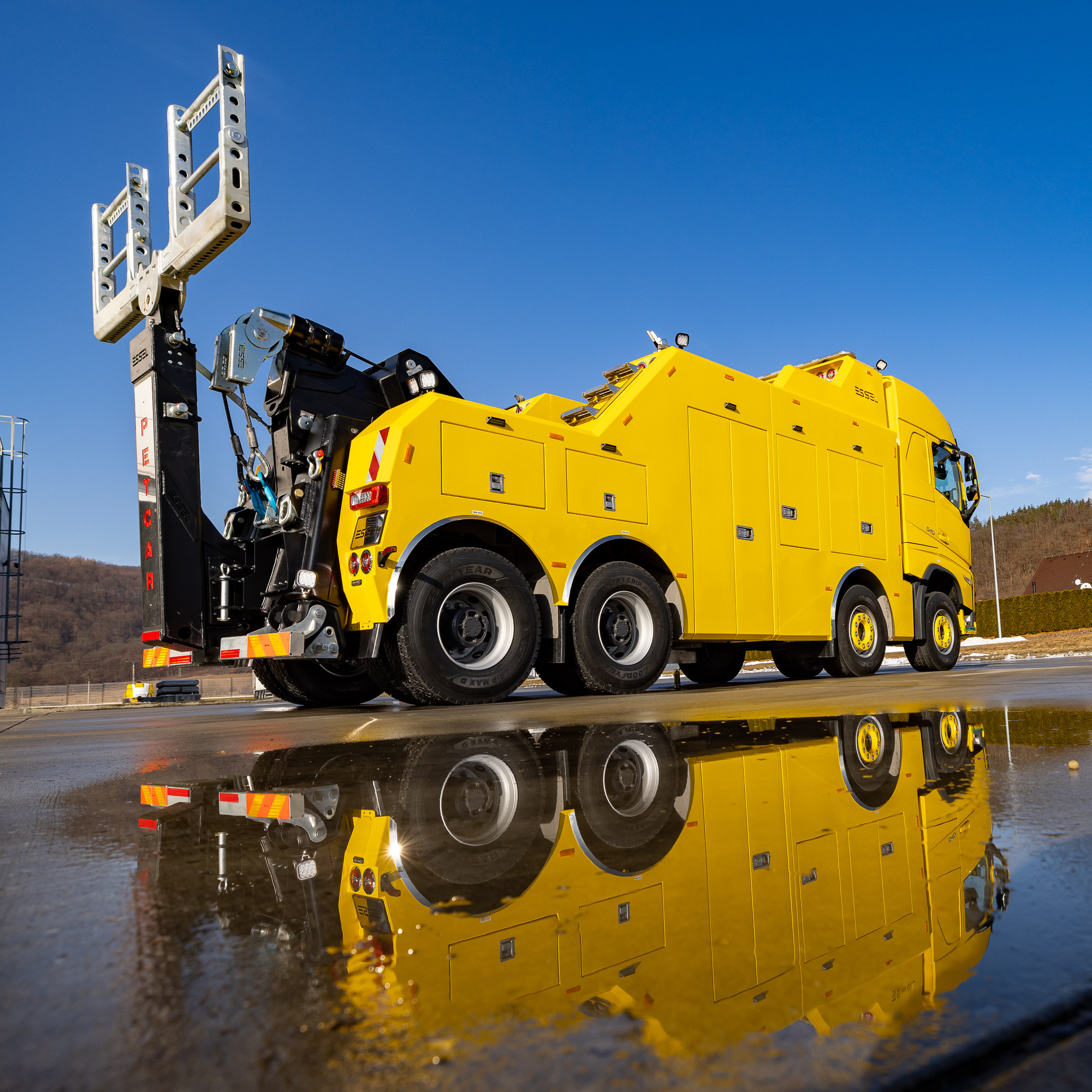 ESSEL – SL SLOVAKIA, a.s. - Возила за продажба undefined: слика 8