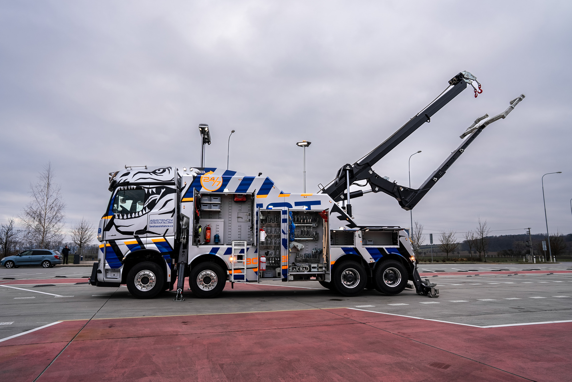 ESSEL – SL SLOVAKIA, a.s. - Возила за продажба undefined: слика 4