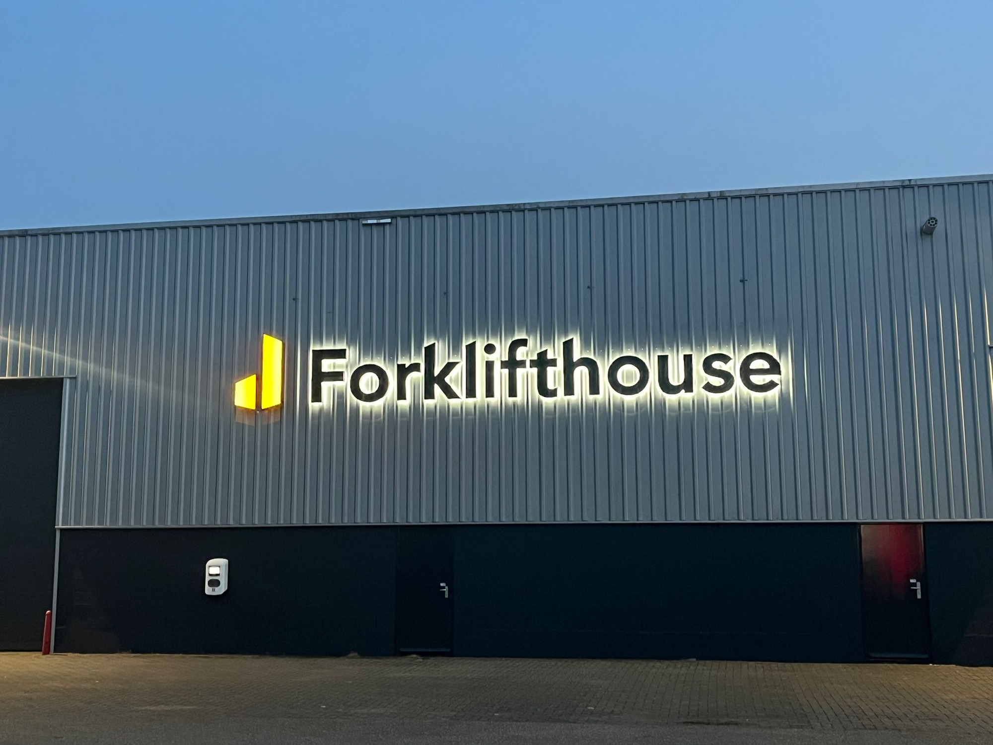 Forklifthouse B.V. undefined: слика 6